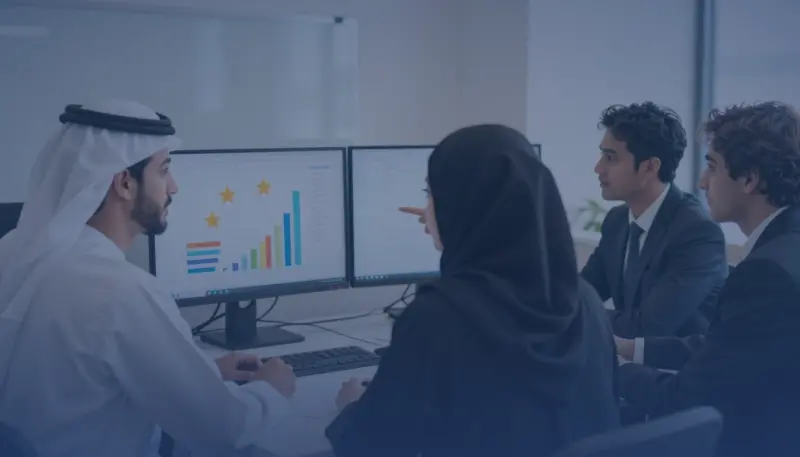 دورة تشغيل برامج مناصرة العملاء وإدارة السمعة
